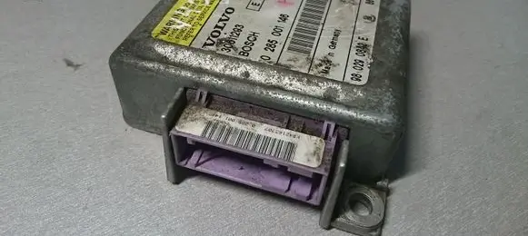 Volvo S40, V40 Airbag control unit/module 30611293 0285001146