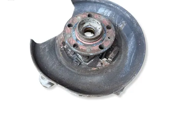 Volvo XC70 Rear wheel hub 