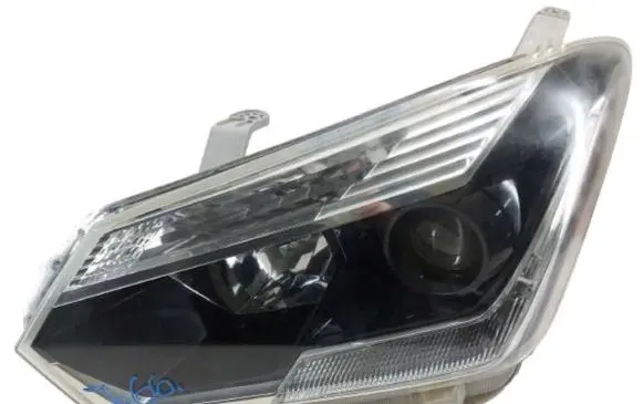 Isuzu D-Max Headlight/headlamp 100-18544