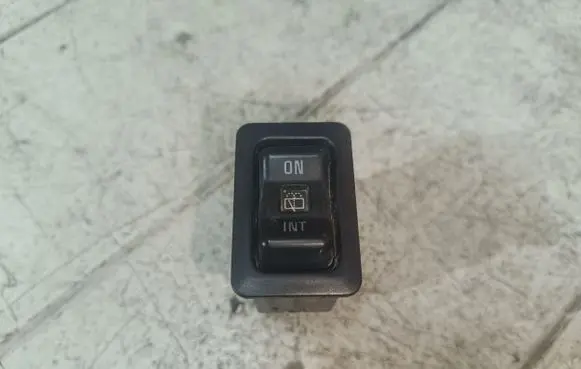 Mitsubishi Pajero Headlight washer switch 