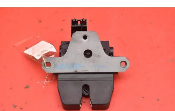 Ford Mondeo MK IV Tailgate/trunk/boot lock/catch/latch 8M51R442A66AC