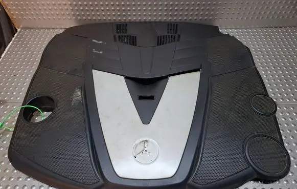 Mercedes-Benz ML W164 Engine cover (trim) S27705859 A6420100167