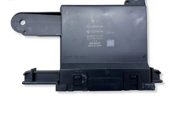 Toyota Corolla Cross Air conditioner control unit module 8865016760