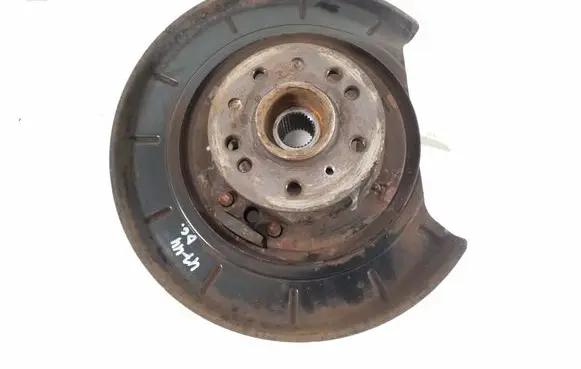 Mercedes-Benz ML W164 Rear wheel hub A1643501408