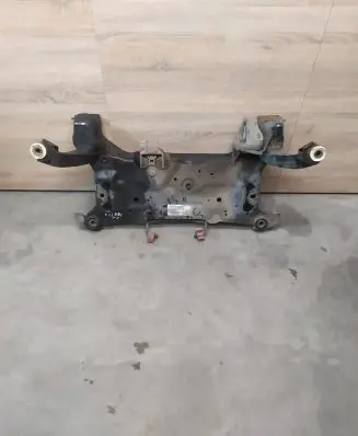 Volvo V40 Front subframe 3174331 A15054FS0897