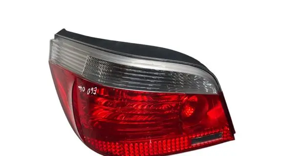 BMW 5 E60 E61 Rear/tail lights 6910767