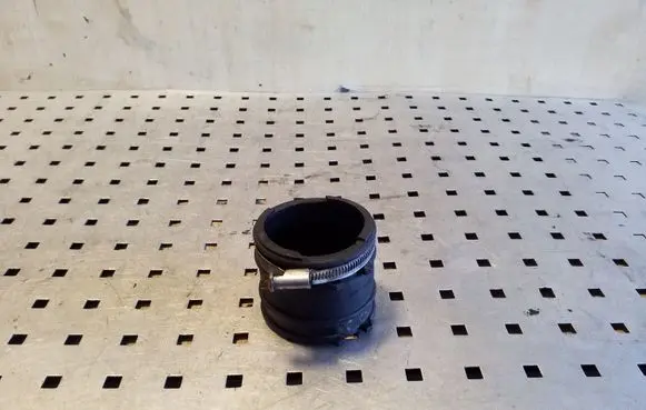 Volvo S80 Intercooler hose/pipe 6896534