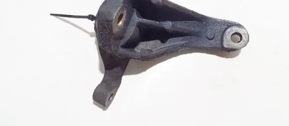 Ford Focus Engine mounting bracket 3m516p093ae 3m1-6p093ae