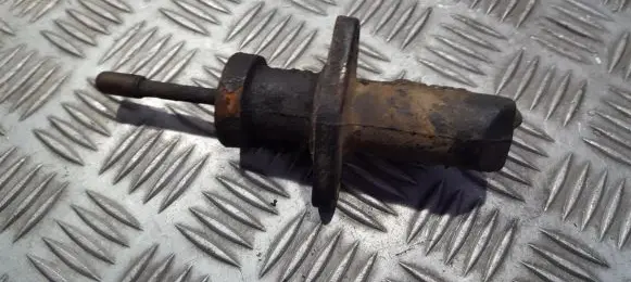 BMW 3 E36 Clutch master cylinder s6632k
