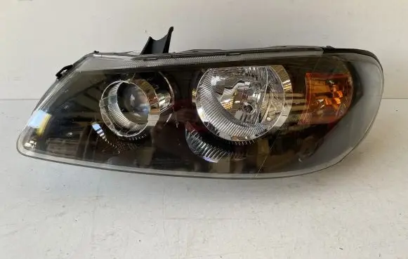 Nissan Almera N16 Headlight/headlamp 26060BN703