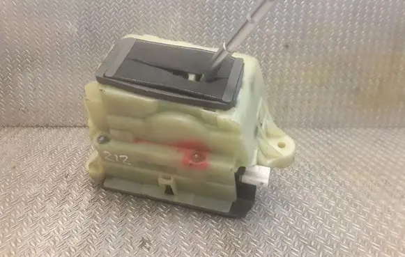 Mercedes-Benz E W212 Gear selector A2042674724 2042674724