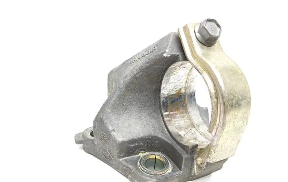 Nissan Qashqai J12 Driveshaft support bearing bracket 397743238R