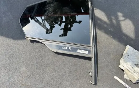 BMW 3 G20 G21 Rear windscreen/windshield window 7425088