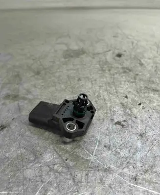Volkswagen Tiguan Air pressure sensor 0281002401