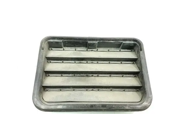 Mercedes-Benz S W222 Fender grill A2228300142
