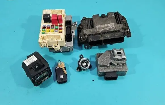 Alfa Romeo 159 Engine control unit/module ECU 0281013417 IMPRK1483103