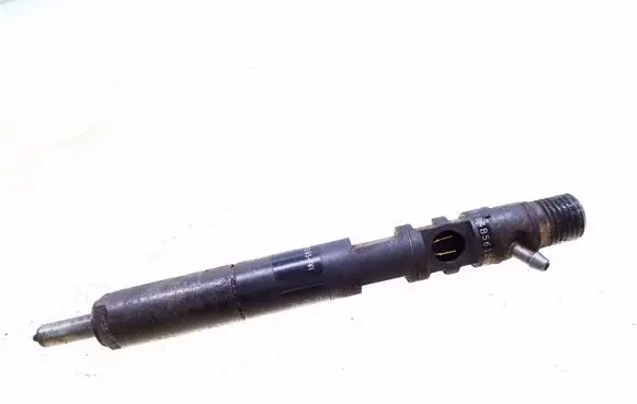 Ford Focus Fuel injector EJBR02201Z 1212LV23F73 2T1Q9F593AA