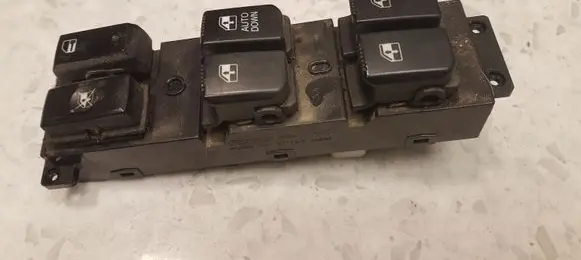 Hyundai Santa Fe Electric window control switch 371495 935702B500S4