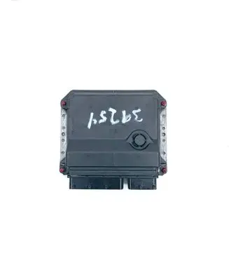 Toyota Avensis T270 Engine control unit/module 8966105D60 MB2753003871 2753003871