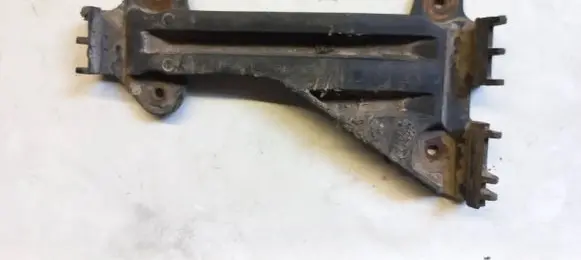 Audi A6 S6 C4 4A Front bumper mounting bracket 4A0807283A