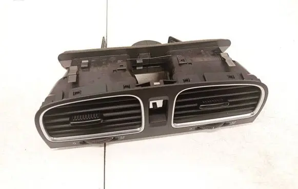 Volkswagen Golf VI Dash center air vent grill 5K0819728
