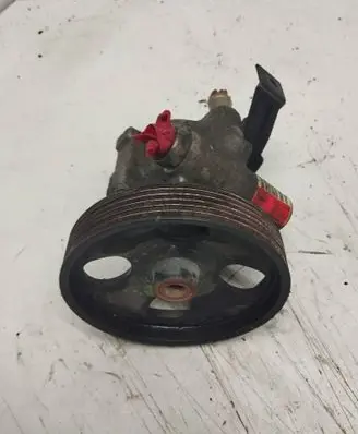 Volvo S40, V40 Power steering pump 26083376 8200071050