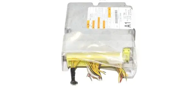 Toyota Avensis T270 Airbag control unit/module 8917005390 233112105