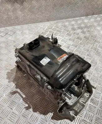Toyota Yaris XP210 Voltage converter inverter G9200-K0010