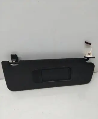 Sun visor