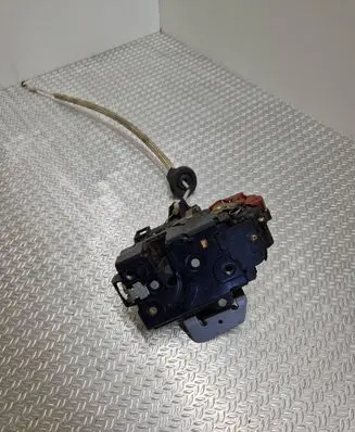 Audi A2 Front door lock 8Z1837016E