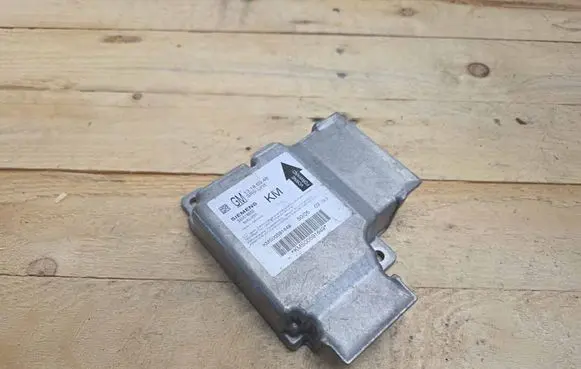 Opel Vectra C Airbag control unit/module 13186948