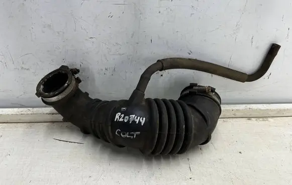 Mitsubishi Colt Air intake hose/pipe MN135108 A1345200001
