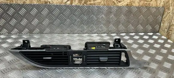 Audi A6 S6 C7 4G Dash center air vent grill 4G2820951 9026300