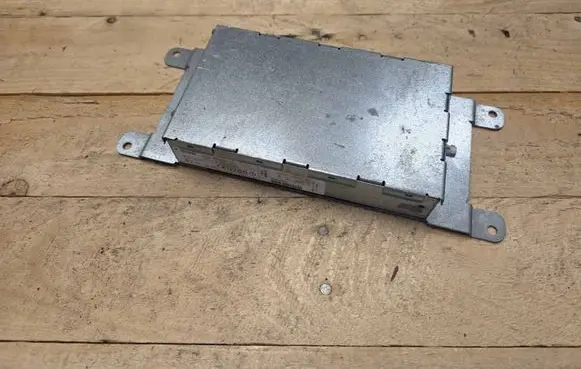 BMW 5 E60 E61 Bluetooth control unit module 9123290