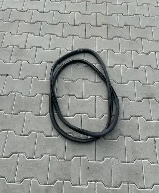 Opel Meriva B Front door rubber seal