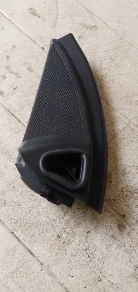 Mercedes-Benz ML W164 Side speaker trim/cover 
