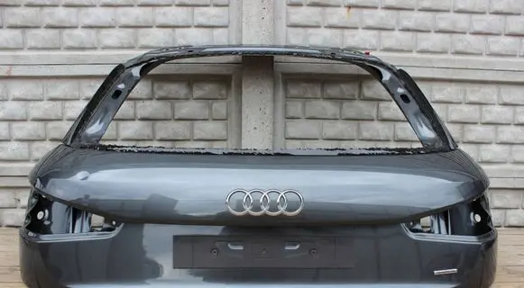 Audi Q3 8U Tailgate/trunk/boot lid 8U0827025