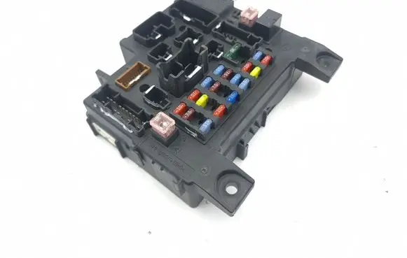 Citroen C-Crosser Fuse module 8637A319