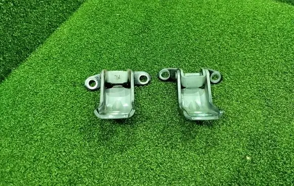 KIA Sportage Front door upper hinge 793202V000