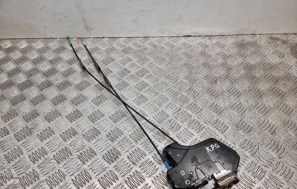 Toyota Avensis T250 Rear door lock PBTABSGF15