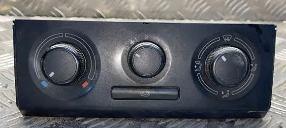 Skoda Praktik (5J8) Climate control unit 5J0819045A 901512750000 9019