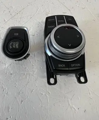 Multifunctional control switch/knob