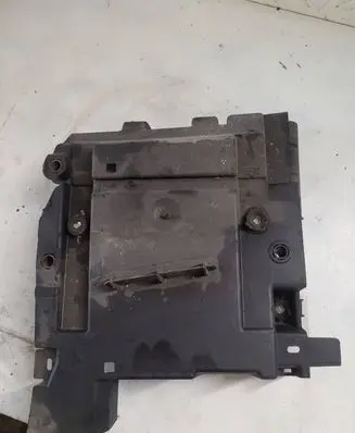 Renault Laguna II Battery tray 8200003065
