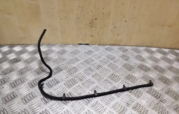 Fuel return line/hose