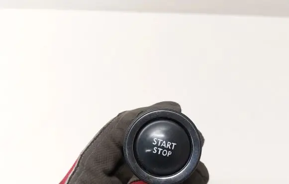 Renault Kadjar Engine start stop button switch