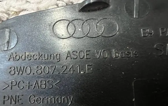 Audi A4 S4 B9 8W Front tow hook cap/cover 8W0807241E