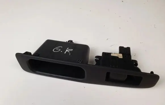 Nissan Qashqai Electric window control switch 25411JD000