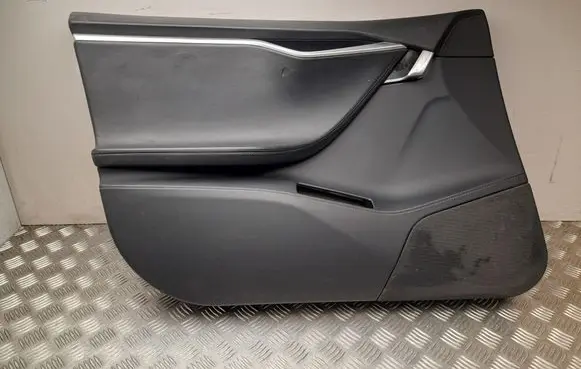 Tesla Model S Front door card panel trim 600750900