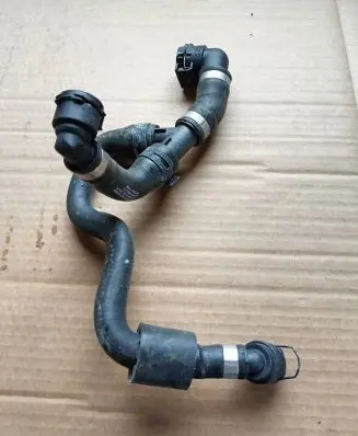 Mercedes-Benz GLC X253 C253 Engine coolant pipe/hose