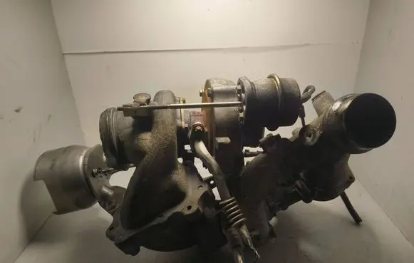 Mercedes-Benz C W204 Turbo A6510906180 50221336 A0009700076